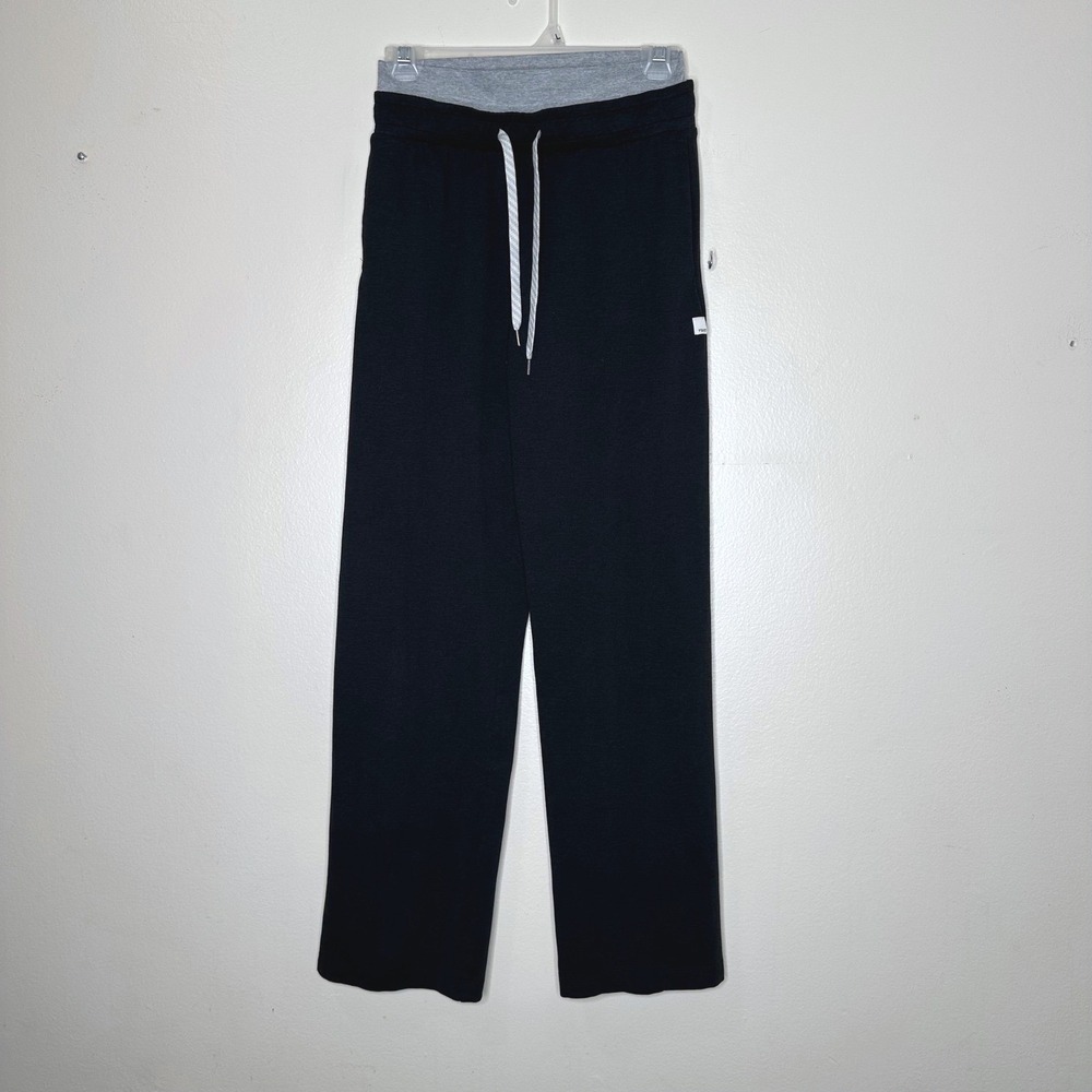 Vuori Black Straight-Leg Lounge Pants with Gray Waistband